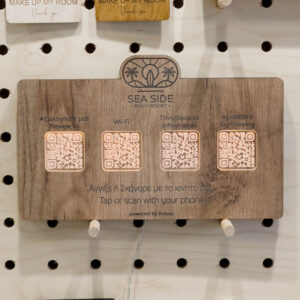 Επιτοίχιο-φωτιζόμενο-ταμπλό-πληροφοριών