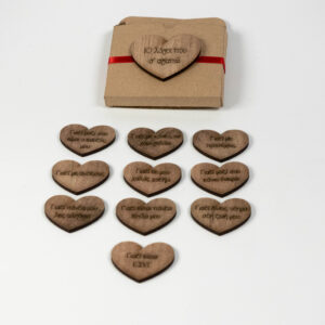 Ξύλινες καρδιές με αφιέρωση